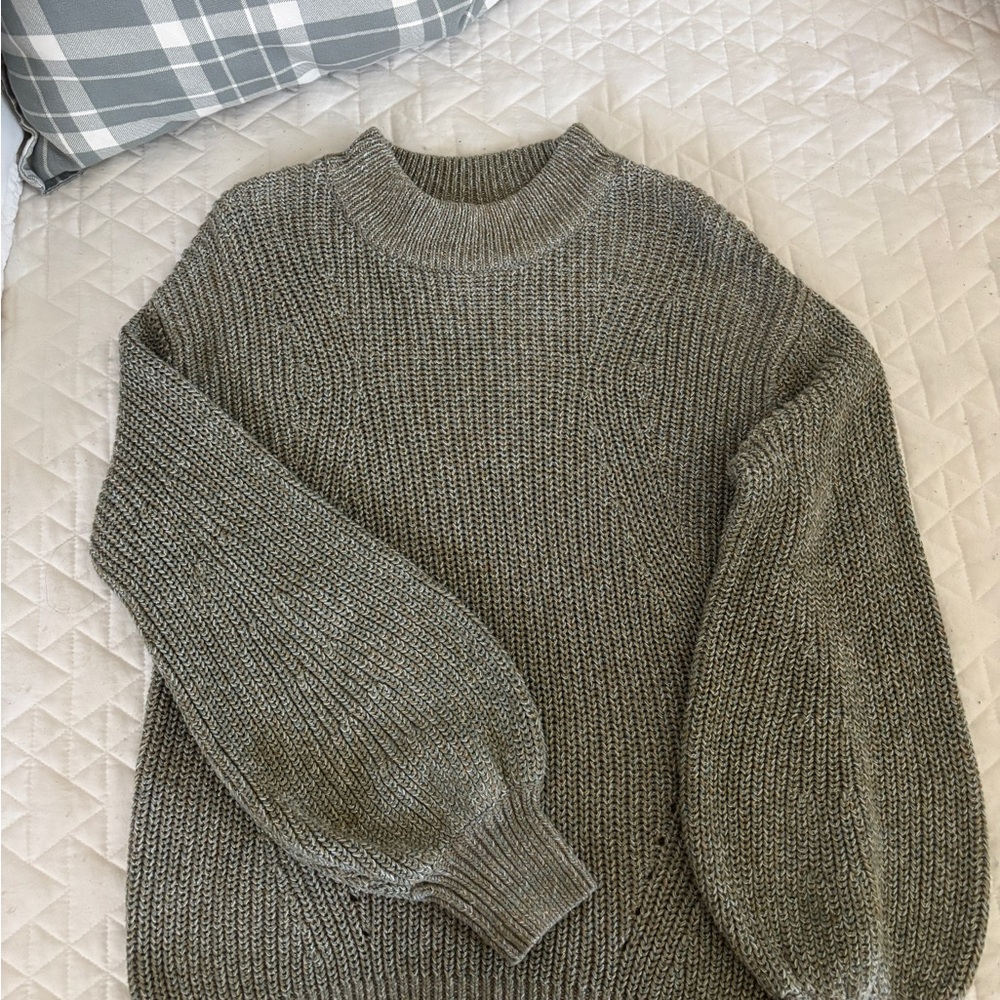 Green Spring sweater - Picture 3 of 3